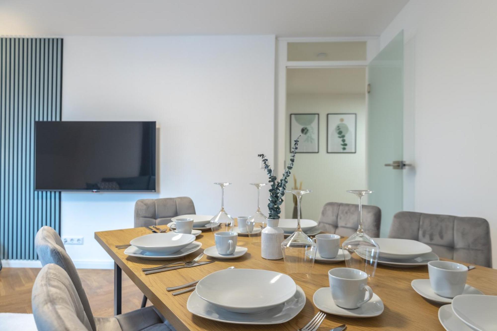 Coview - Design Apartment - 2 Schlafzimmer - Kueche - Highspeed Wlan Dresden Bagian luar foto